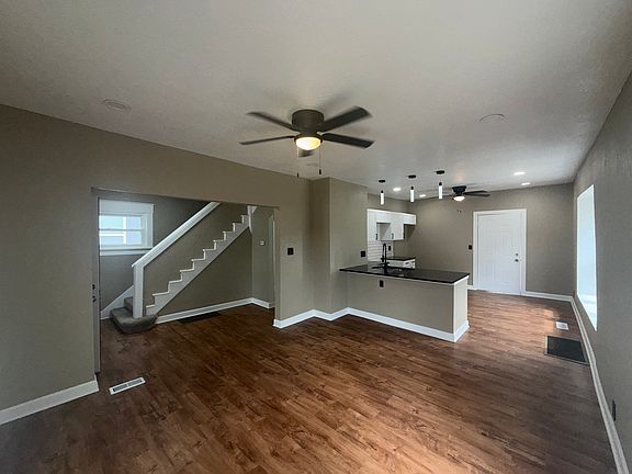 4th image of 4123 Woodland Ave