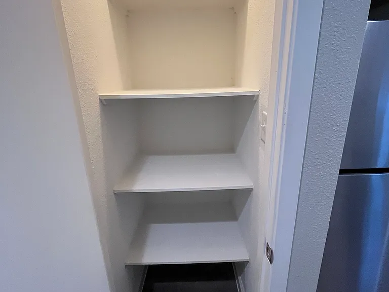 Kitchen pantry