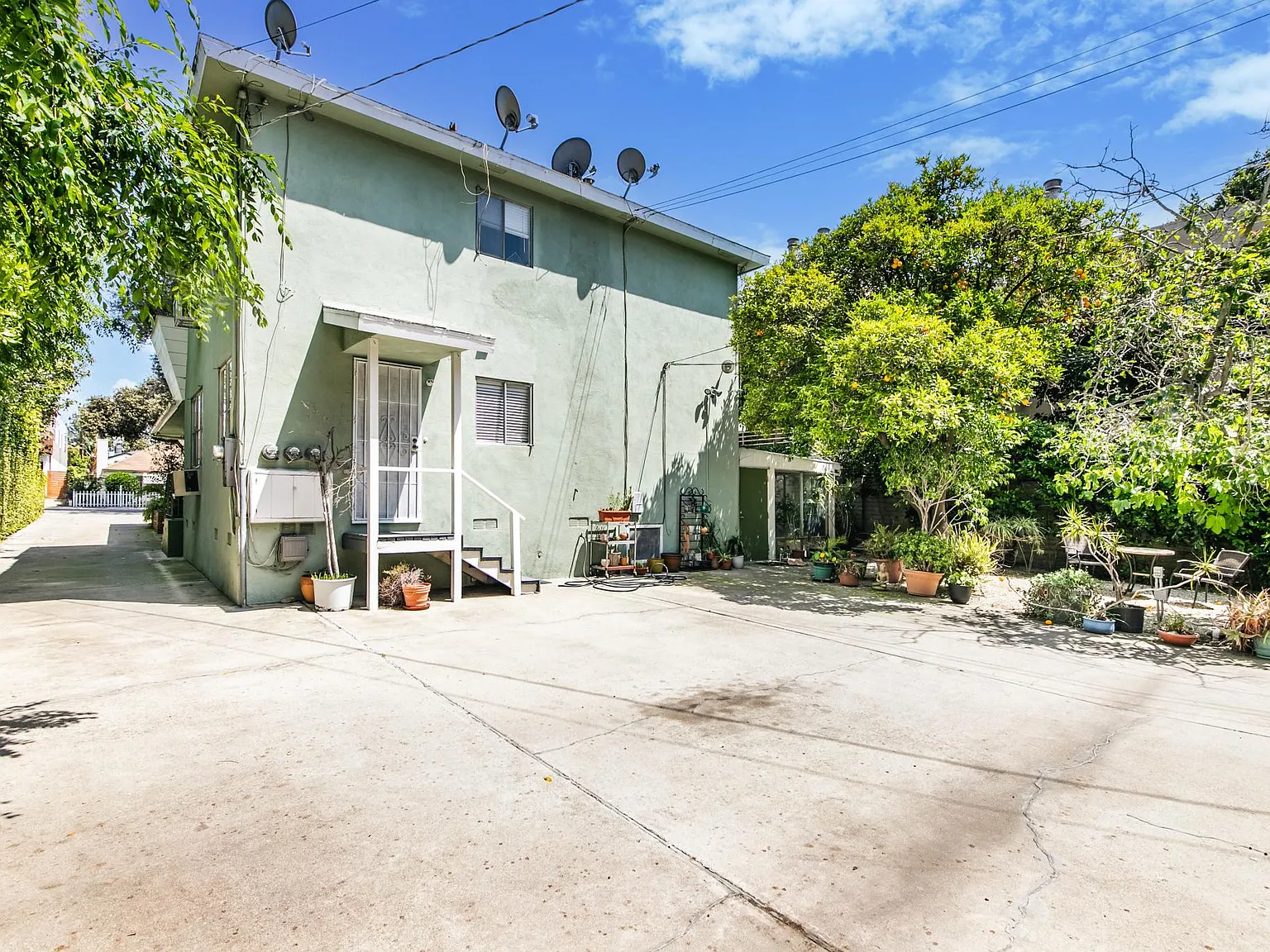 4181 Tujunga Ave — Photo 4
