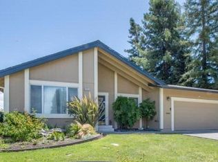 6032 Country Club Dr, Rohnert Park, CA 94928