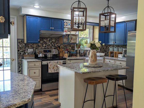 7 Stonewall Dr #1