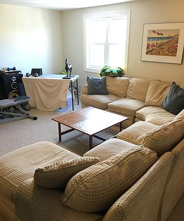 5th image of 1522 W Wolfram St #2