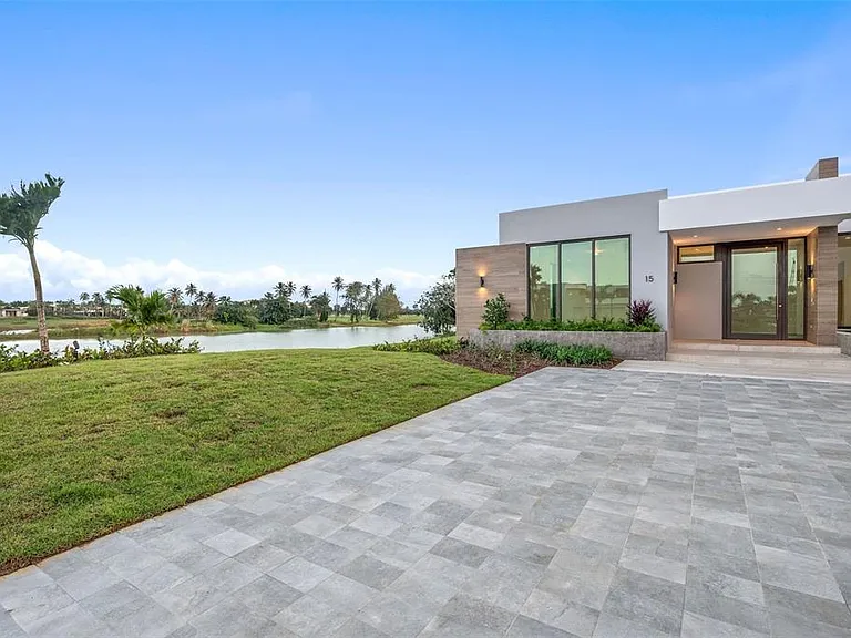 15 The Isles At Dorado Bch — Photo 5