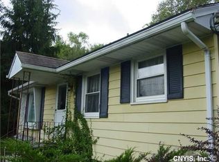 207 Boulder Rd, Syracuse, NY 13209