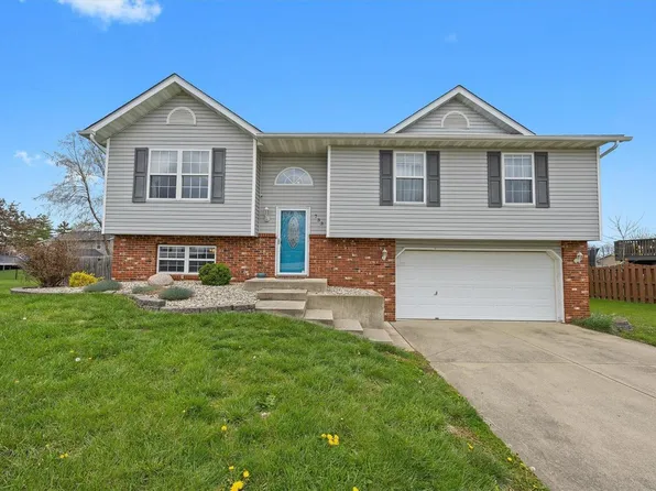733 Copper Line Rd, Maryville, IL 62062
