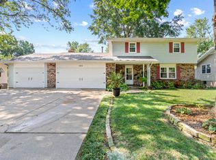 1104 E Meadowlark St, Springfield, MO 65810
