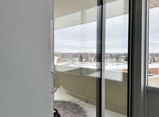 66 Falby Ct #712, Ajax, ON L1S3L2