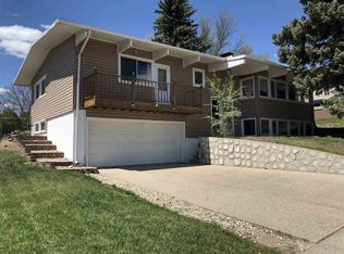 1001 21st St NW, Minot, ND 58703