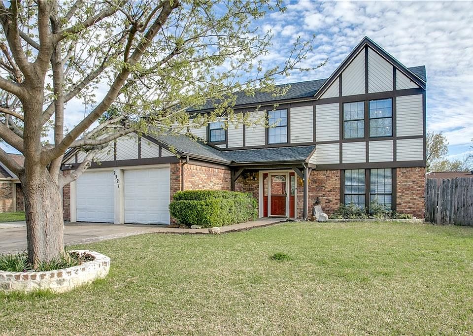 1st image of 2521 Bentley Dr