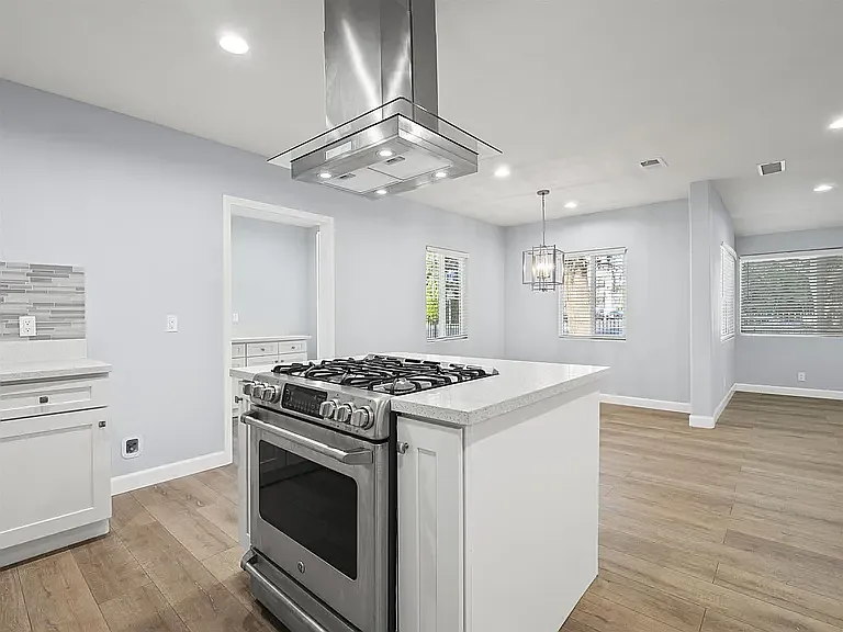 5955 Colfax Ave — Photo 6