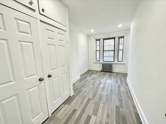 2nd image of 21-59 42nd St #1L