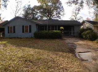 190 Smelker St, Beaumont, TX 77707
