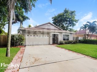 6329 Dimond St, Jupiter, FL 33458