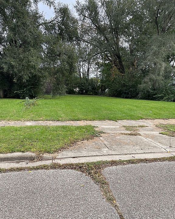 1st image of 1715 N 23rd St