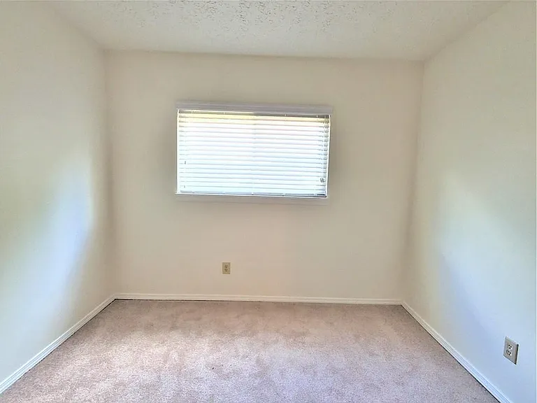 66 Country Place Ct — Photo 18