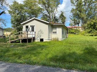 113 Allman St, Oak Hill, WV 25901