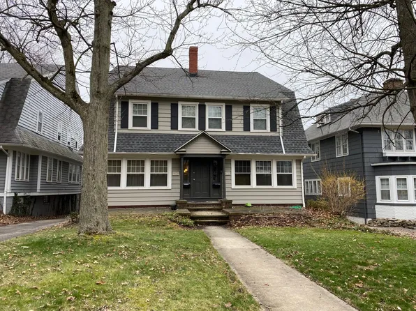 2342 S Overlook Rd, Cleveland, OH 44106