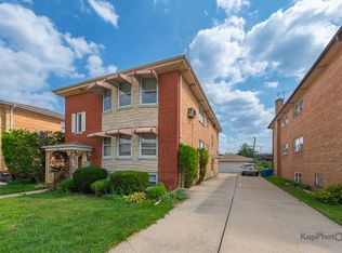 8417 W Berwyn Ave #2, Chicago, IL 60656