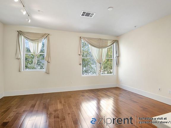 4th image of 850 Altaire Walk