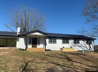 194 Madison St #1325, Huntsville, AR 72740