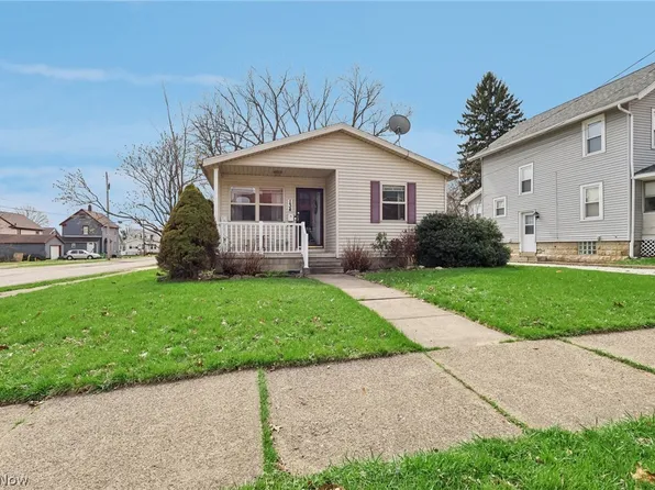 134 Hazelwood Ave, Barberton, OH 44203