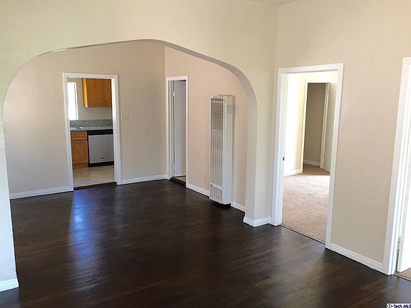 2nd image of 3227 Darwin Ave