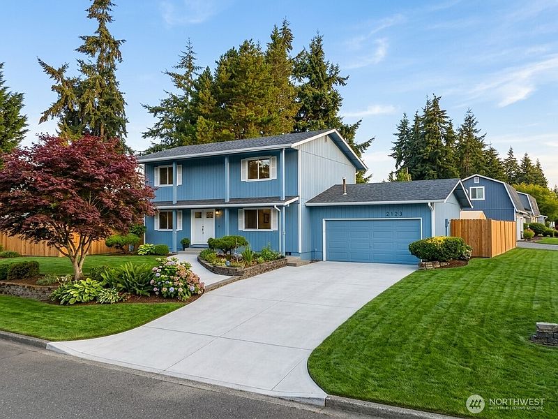 2nd image of 8703 Hawks Glen Loop SE