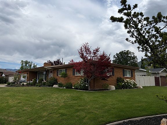 3rd image of 3775 S Greenbriar Way