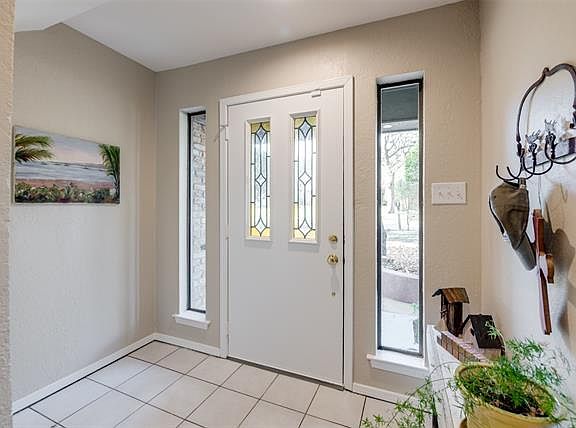 2nd image of 2108 Riverforest Dr