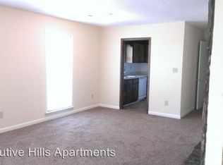 1512 Halston Cir NW APT 4, Huntsville, AL 35816