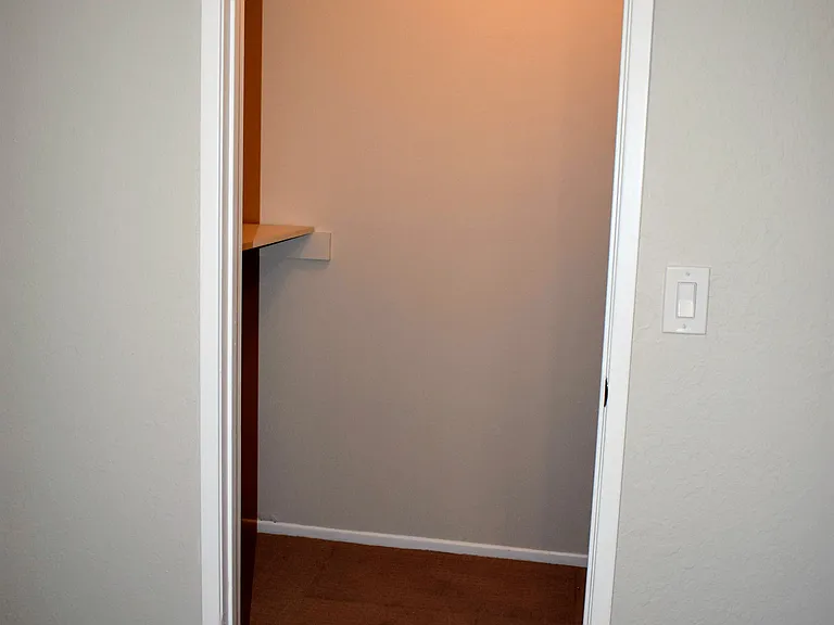3290 Rockview Pl #6 — Photo 10