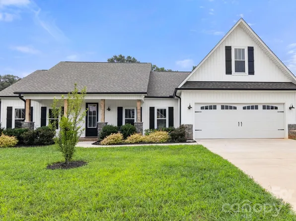 290 Dorothy Dr, China Grove, NC 28023