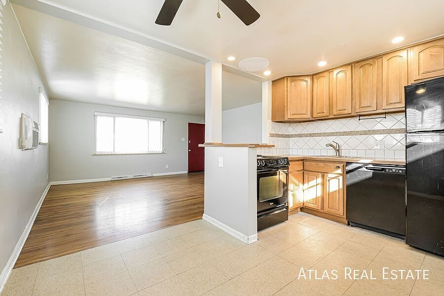 1st image of 800 N Miller Ct #6