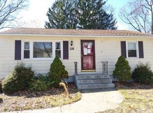 126 Clement St, Springfield, MA 01118