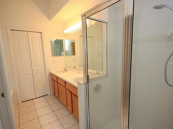 5th image of 11717 Carrollwood Cove Dr