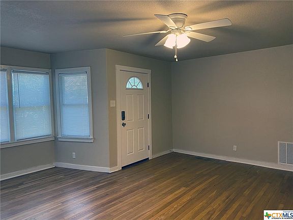 3rd image of 423 Perryman St