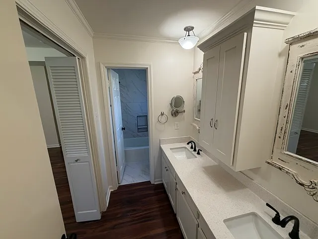 4 bed, 2.5 bath, 2200 sqft, $2,600 — Photo 4