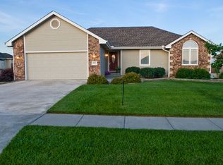 4217 Taneil Dr, Manhattan, KS 66502