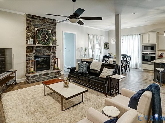 3rd image of 4669 Woburn Rd