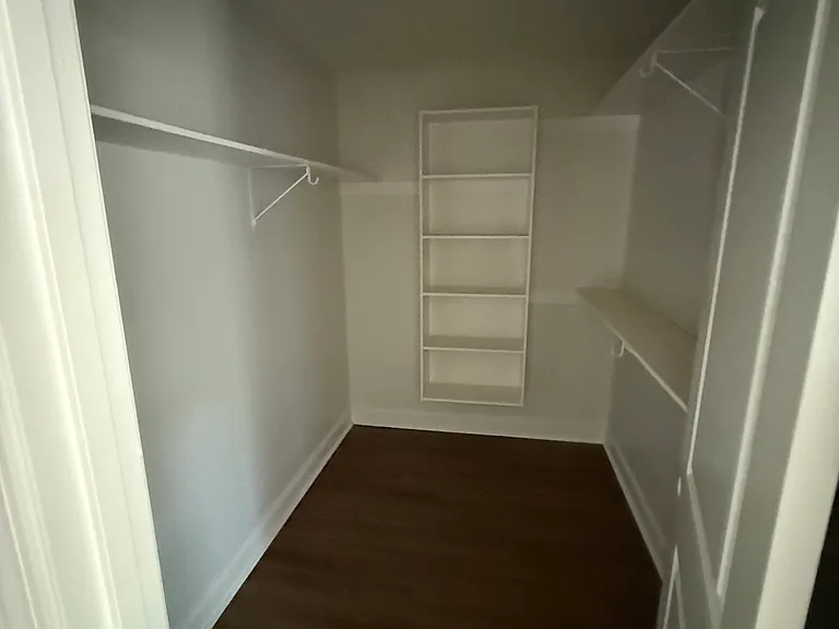 404 S Smith St — Photo 10