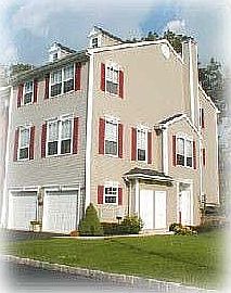 1st image of 8 Meadow Ln