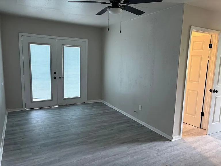 5890 Helbig Rd — Photo 3