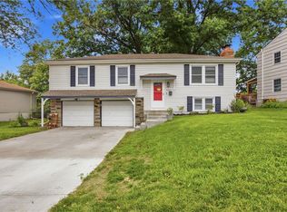 9214 Mastin St, Overland Park, KS 66212
