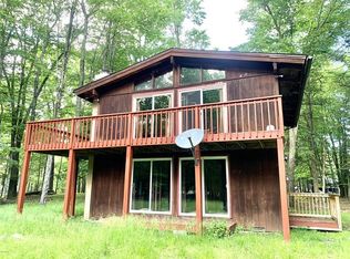 1112 Seneca Dr, Lake Ariel, PA 18436