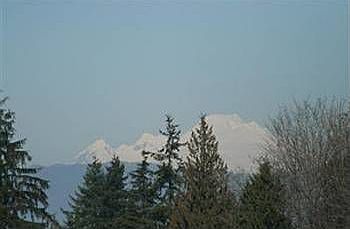3rd image of 5606 1st Dr W