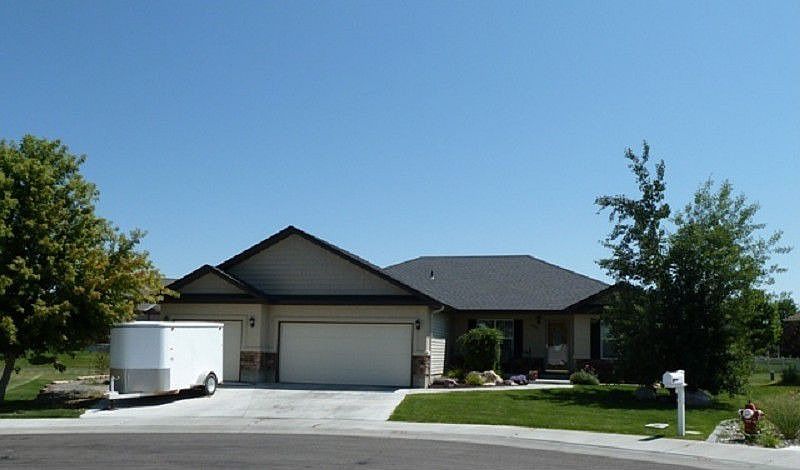 1st image of 1560 Lawndale Dr