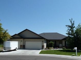 1560 Lawndale Dr, Twin Falls, ID 83301