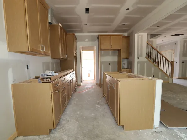 3143 Mission Olive Pl, New Hill, NC 27562