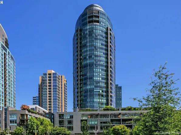 3601 SE River Pkwy Unit 1208, Portland, OR 97239