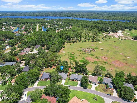 3rd image of 1113 LAKE PARKE Drive